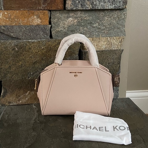 NWT Michael Kors Cleo Small Satchel - Picture 1 of 16